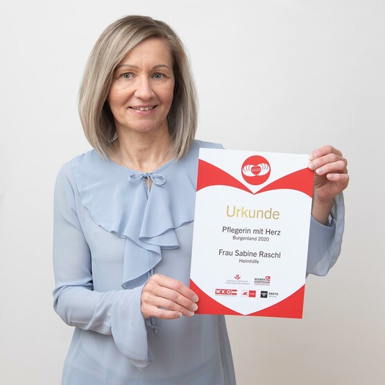 Sabine Raschl ist Burgenlands „Pflegerin mit Herz“ 2020 in der Kategorie „Pflege- und Betreuungsberufe“
